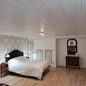  Appartement Le « saint-just »
